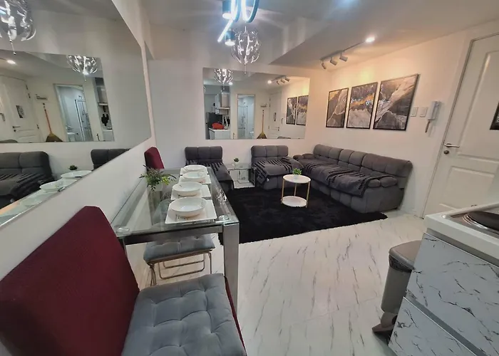 Luxury Escape Staycation In Santorini 公寓式飯店 马尼拉